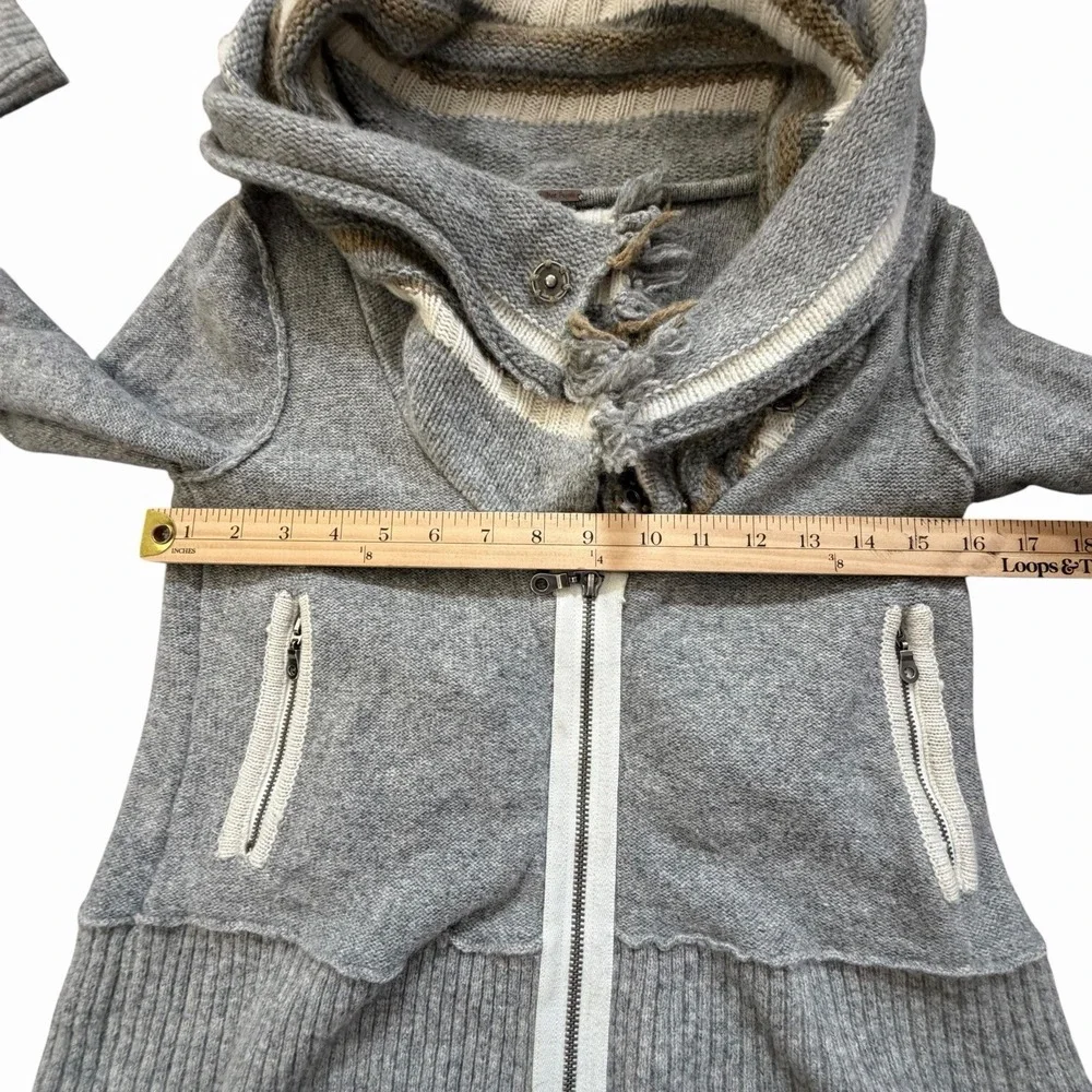 Free People Sweater Small Faux Scarf  Cowl Neck Gray Wool Zip Crop Jacket Knit